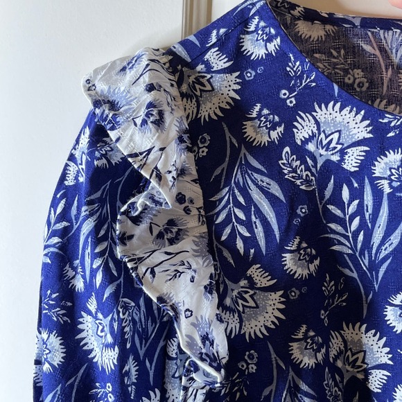 Universal Thread Shirt Blue Cottage Core Floral Ruffle New M - Picture 3 of 7